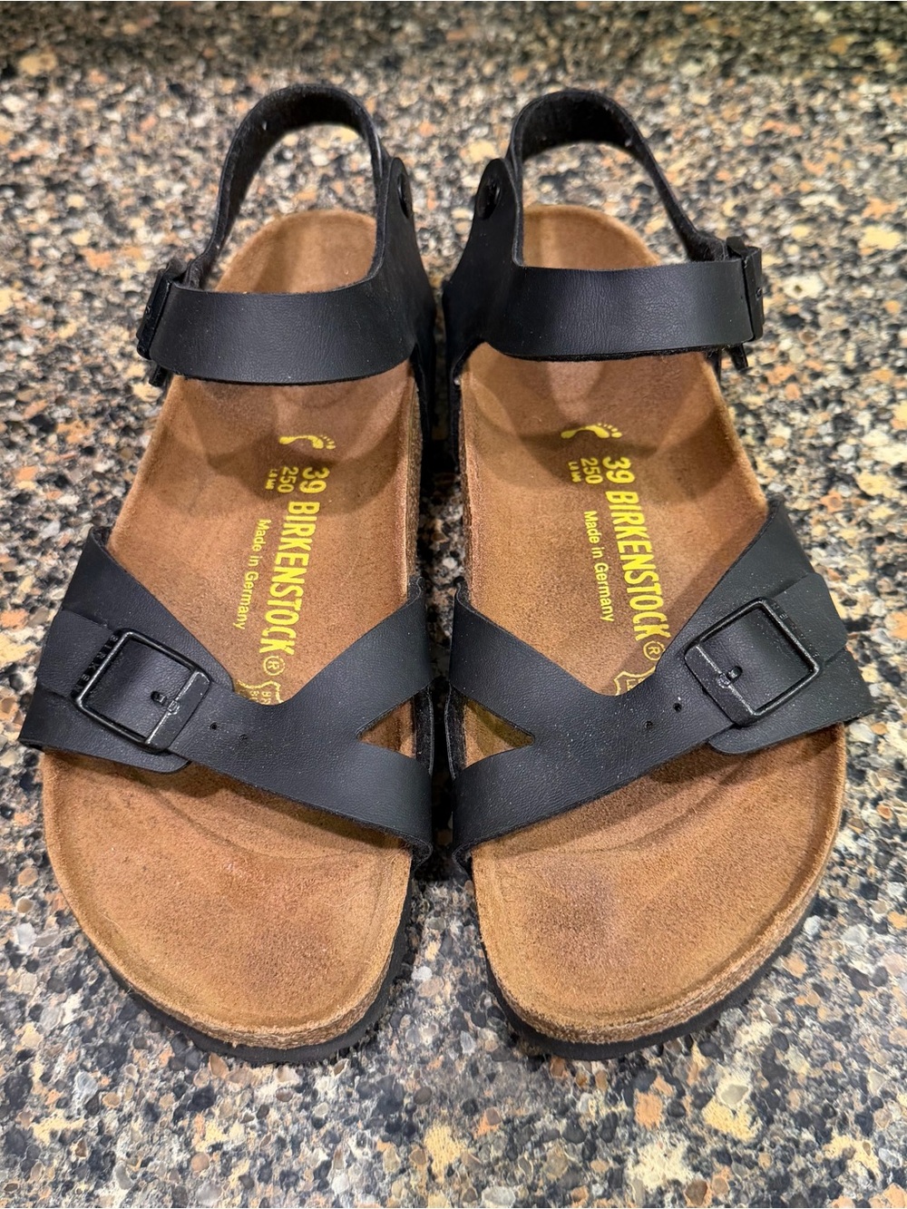 Birkenstock Black  rio Leather Strappy Sandals 39